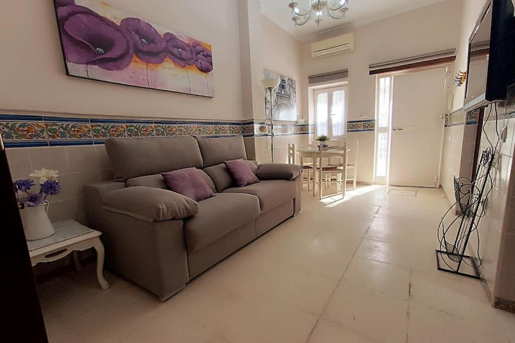 Tipico Y Pintoresco Patio De Vecinos, Con Encanto Севілья Екстер'єр фото