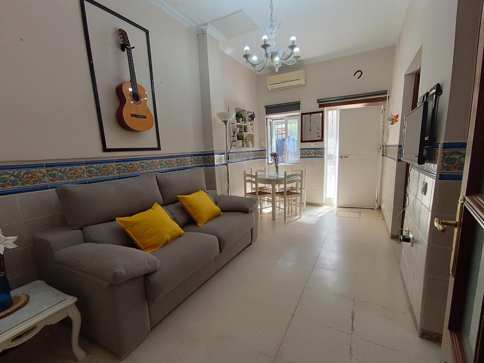 Tipico Y Pintoresco Patio De Vecinos, Con Encanto Севілья Екстер'єр фото